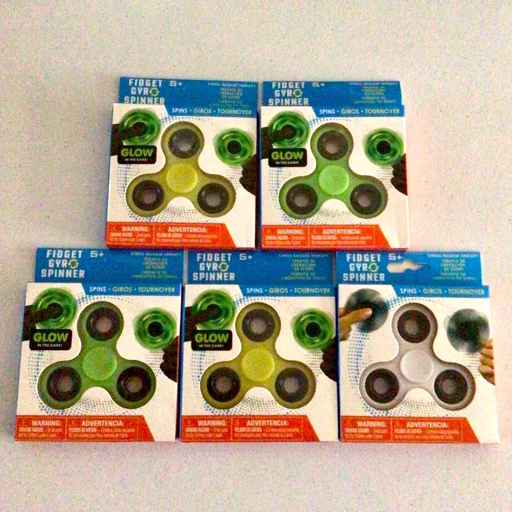 🔥SALE🔥(5) NEW FIDGET SPINNERS GLOW IN THE DARK